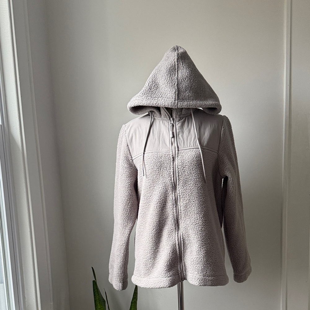 Dakini Zip-Up Fleece Hoodie in Gray Jacket Size Medium Outdoor Cozy Hooded